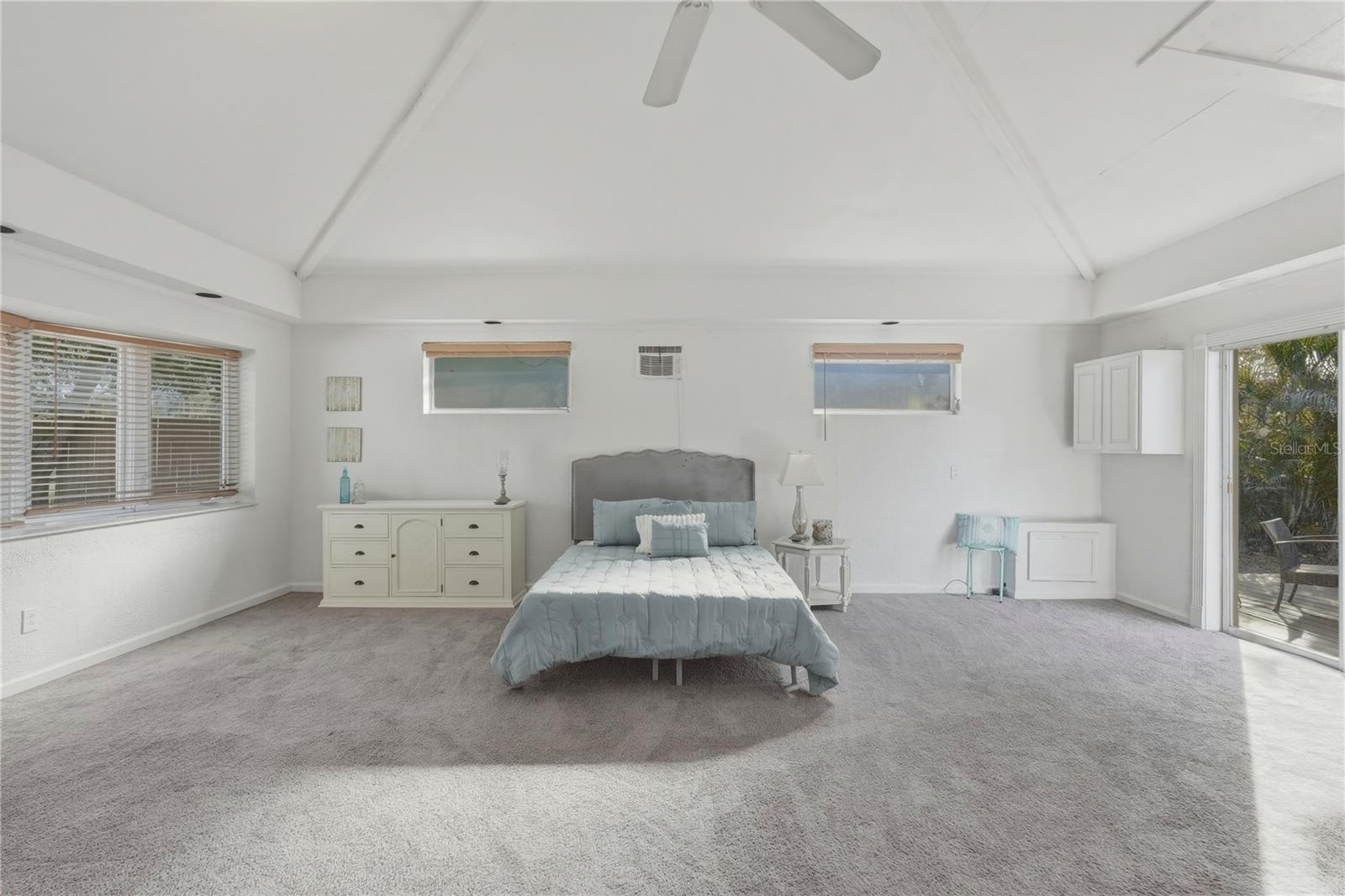 COUNTRY CLUB SUB - Residential