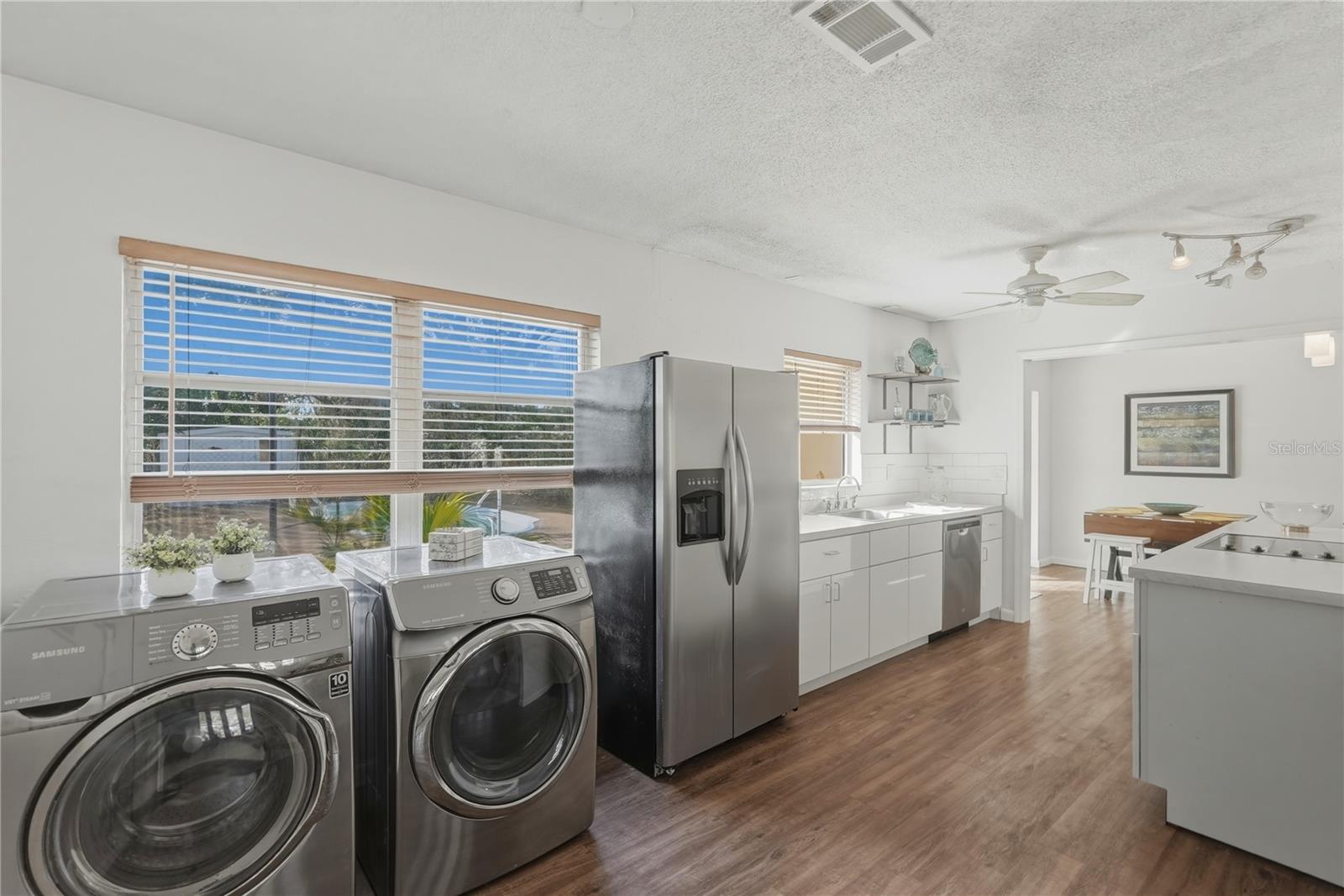 COUNTRY CLUB SUB - Residential