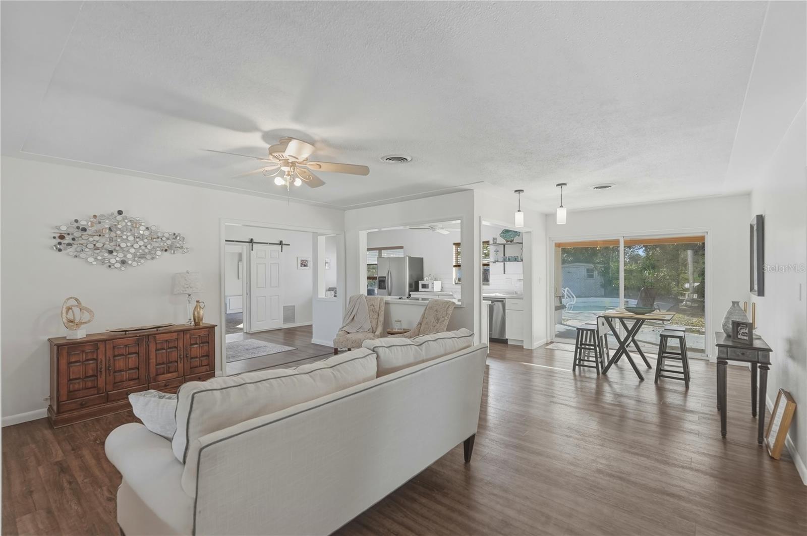 COUNTRY CLUB SUB - Residential