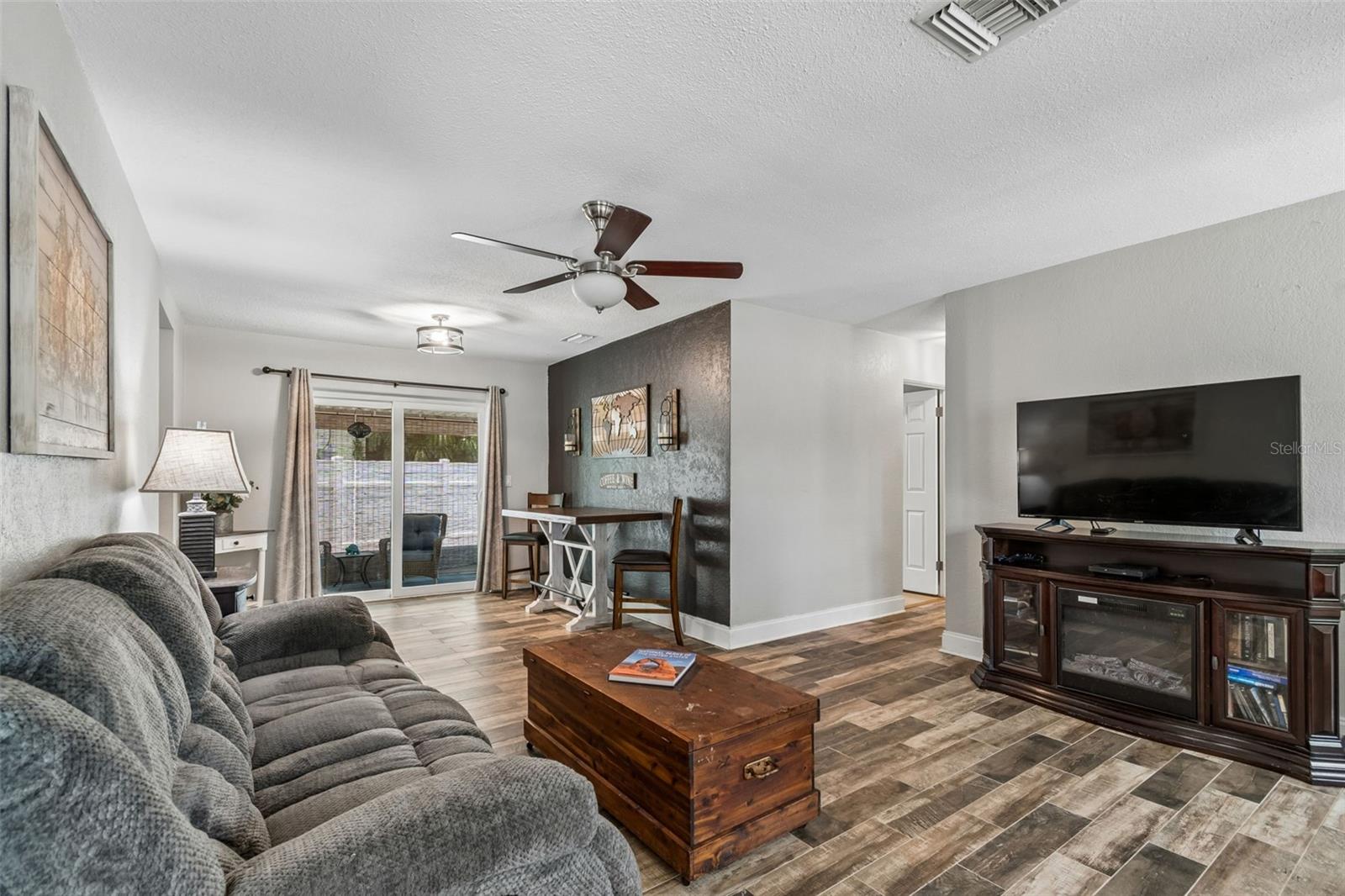 WHITES LAKE 2ND ADD - Residential
