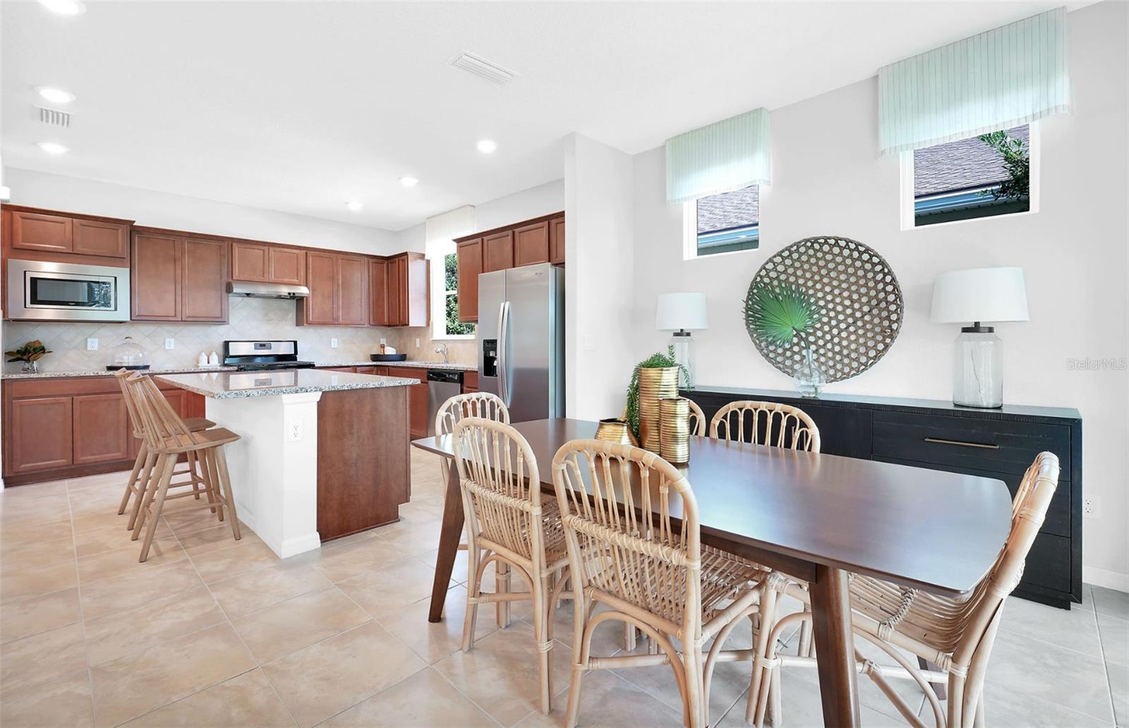 11444 SHORELINE TRAIL