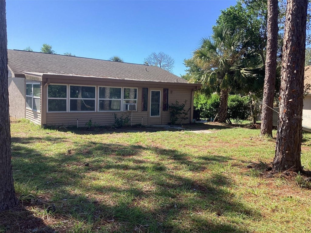 Photo of 8445 Dunnellon Road, Weeki Wachee, FL 34613 (MLS # O6448856)