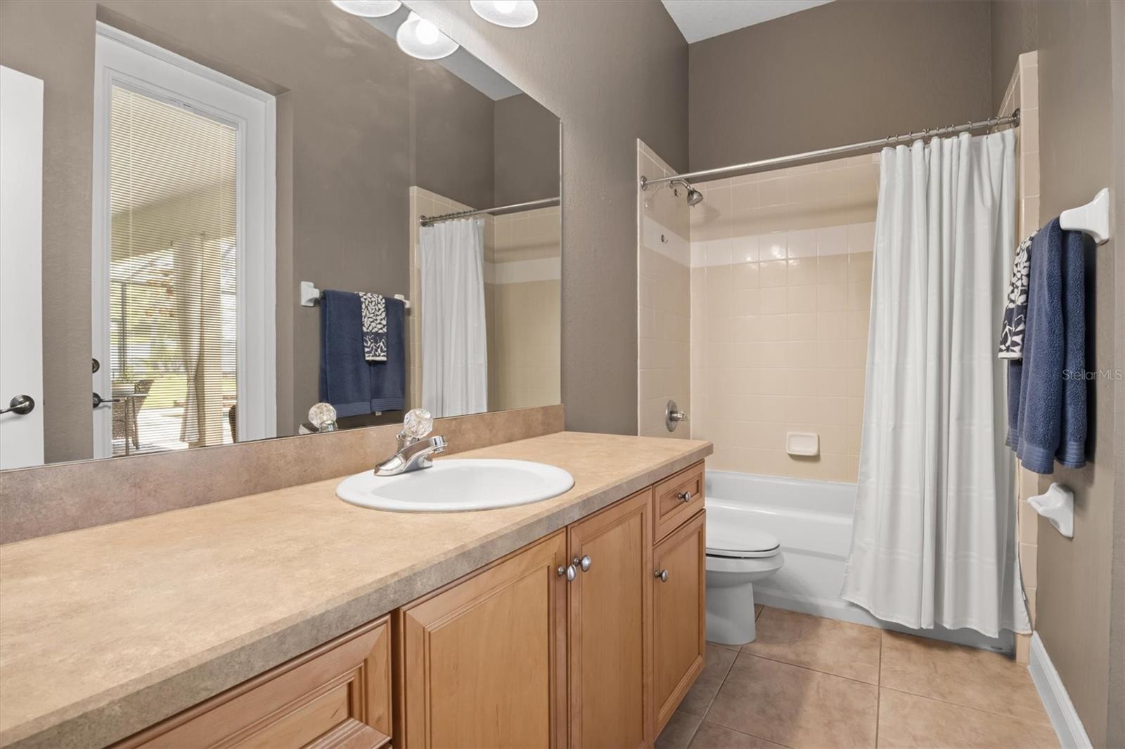 WOODPOINTE PH 1 - Residential