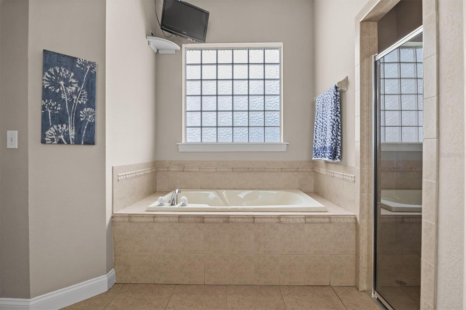 WOODPOINTE PH 1 - Residential