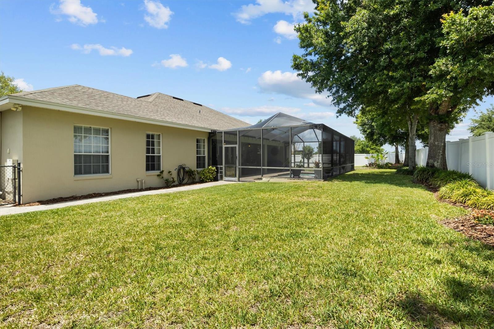 WOODPOINTE PH 1 - Residential