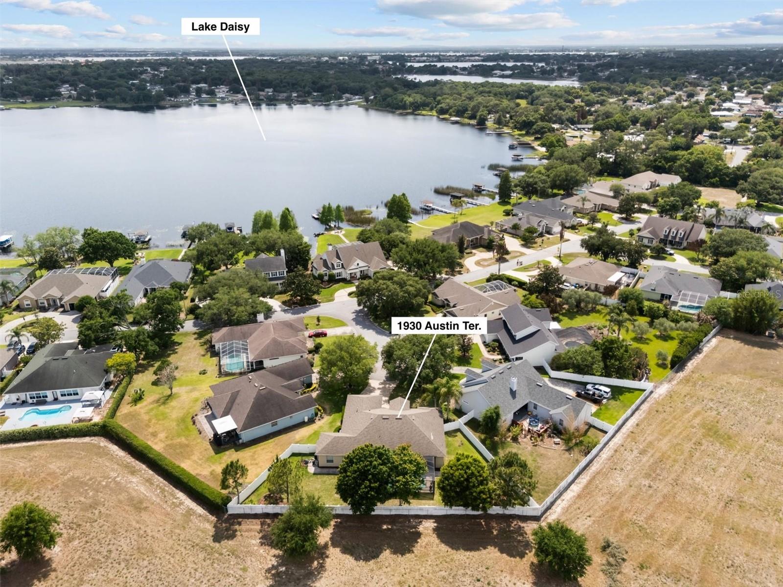 WOODPOINTE PH 1 - Residential