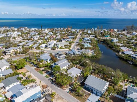 A home in ANNA MARIA