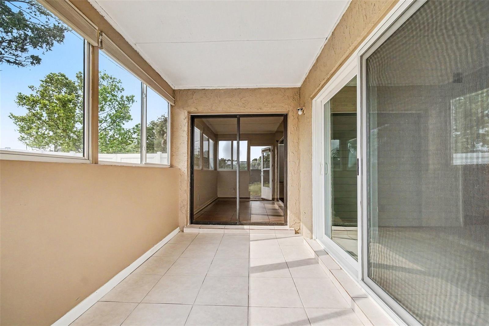 NORTHBROOK UNIT 01 - Residential