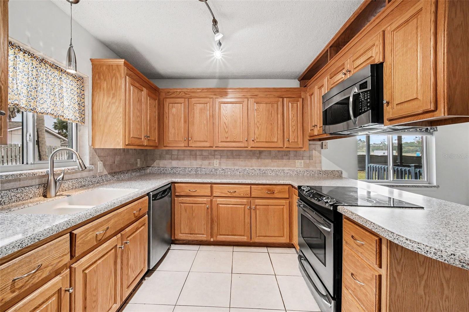 NORTHBROOK UNIT 01 - Residential