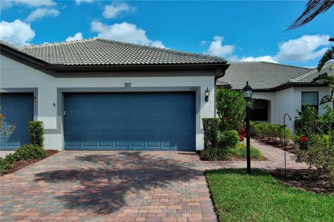 Photo of 17631 Camden Drive, Bradenton, FL 34202 (MLS # A4683528)