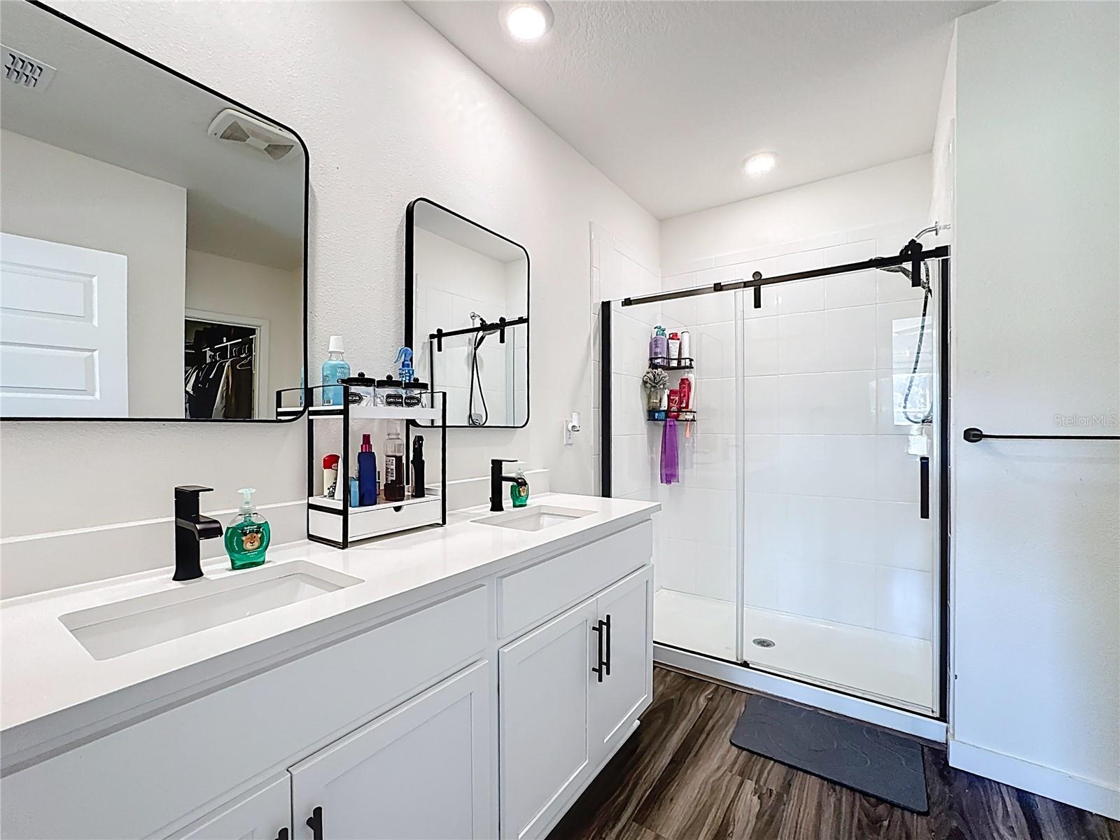 SUMMERLY - Residential