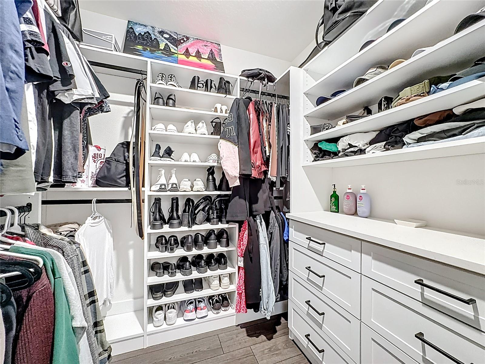 SUMMERLY - Residential