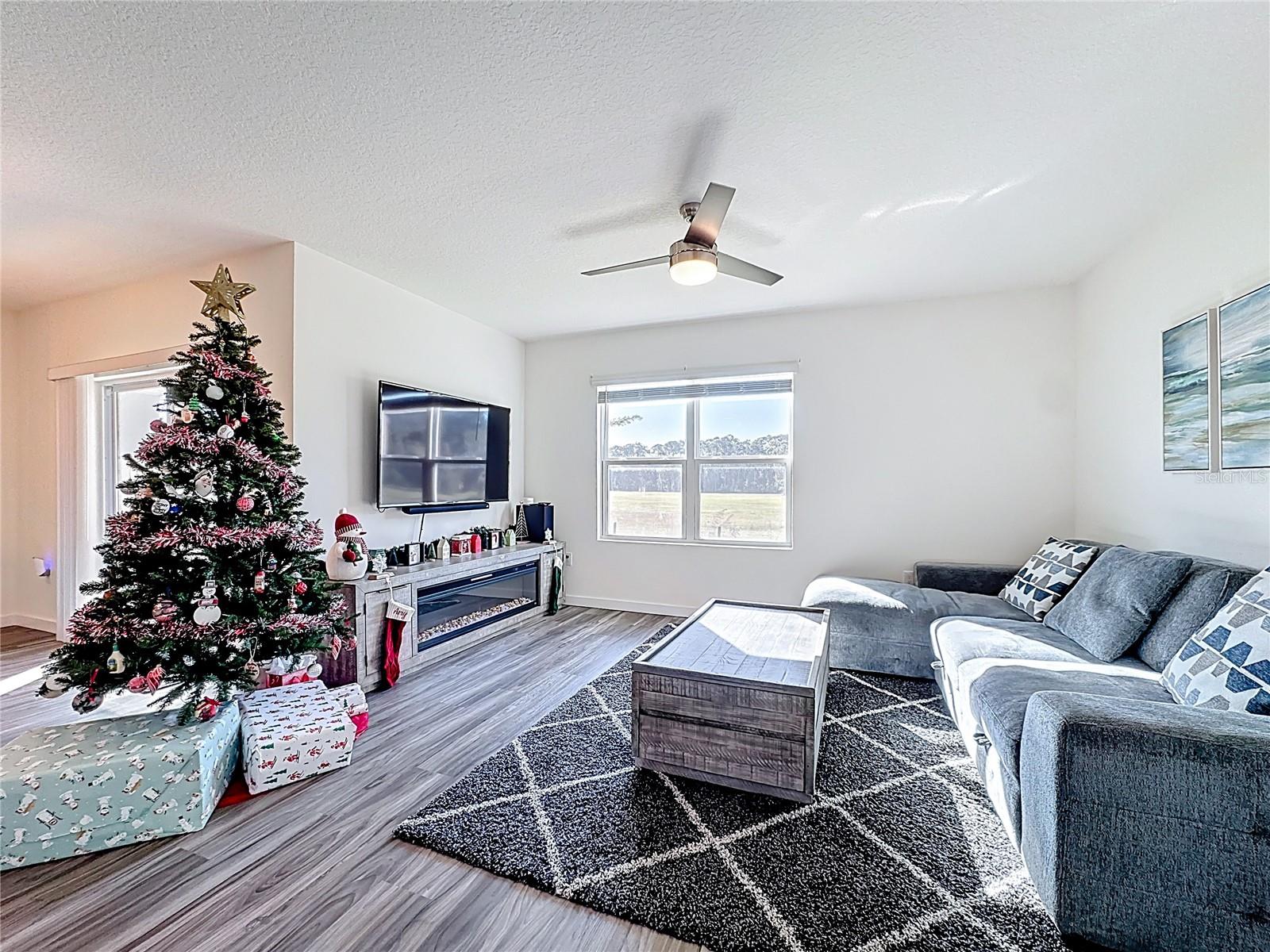 SUMMERLY - Residential