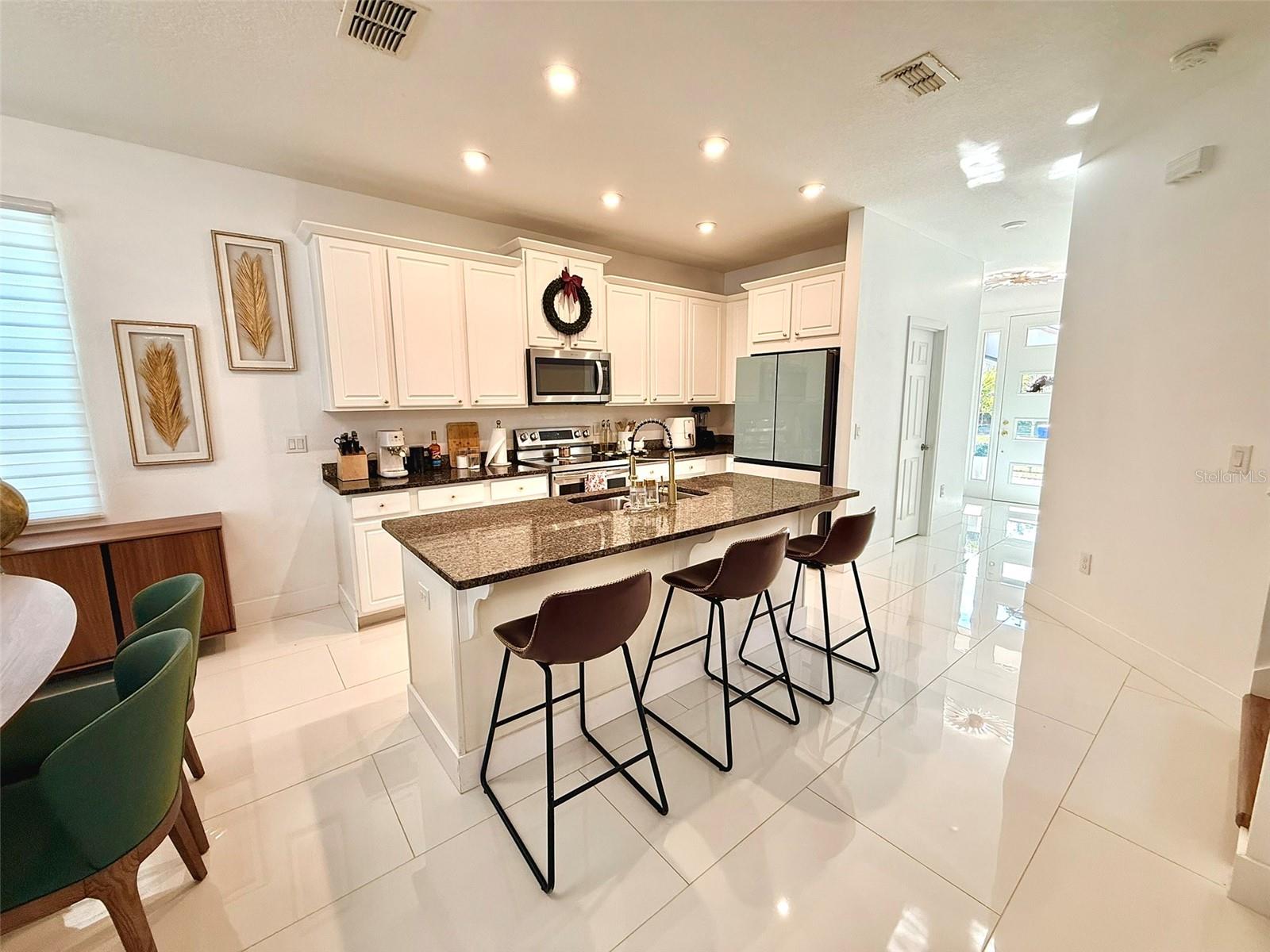 TAPESTRY PH 5 - Residential