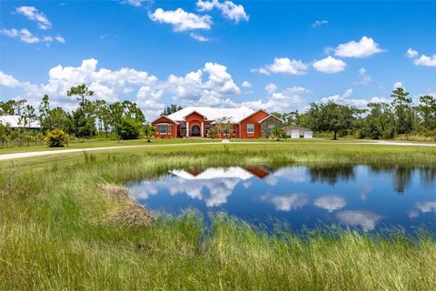 A home in PUNTA GORDA