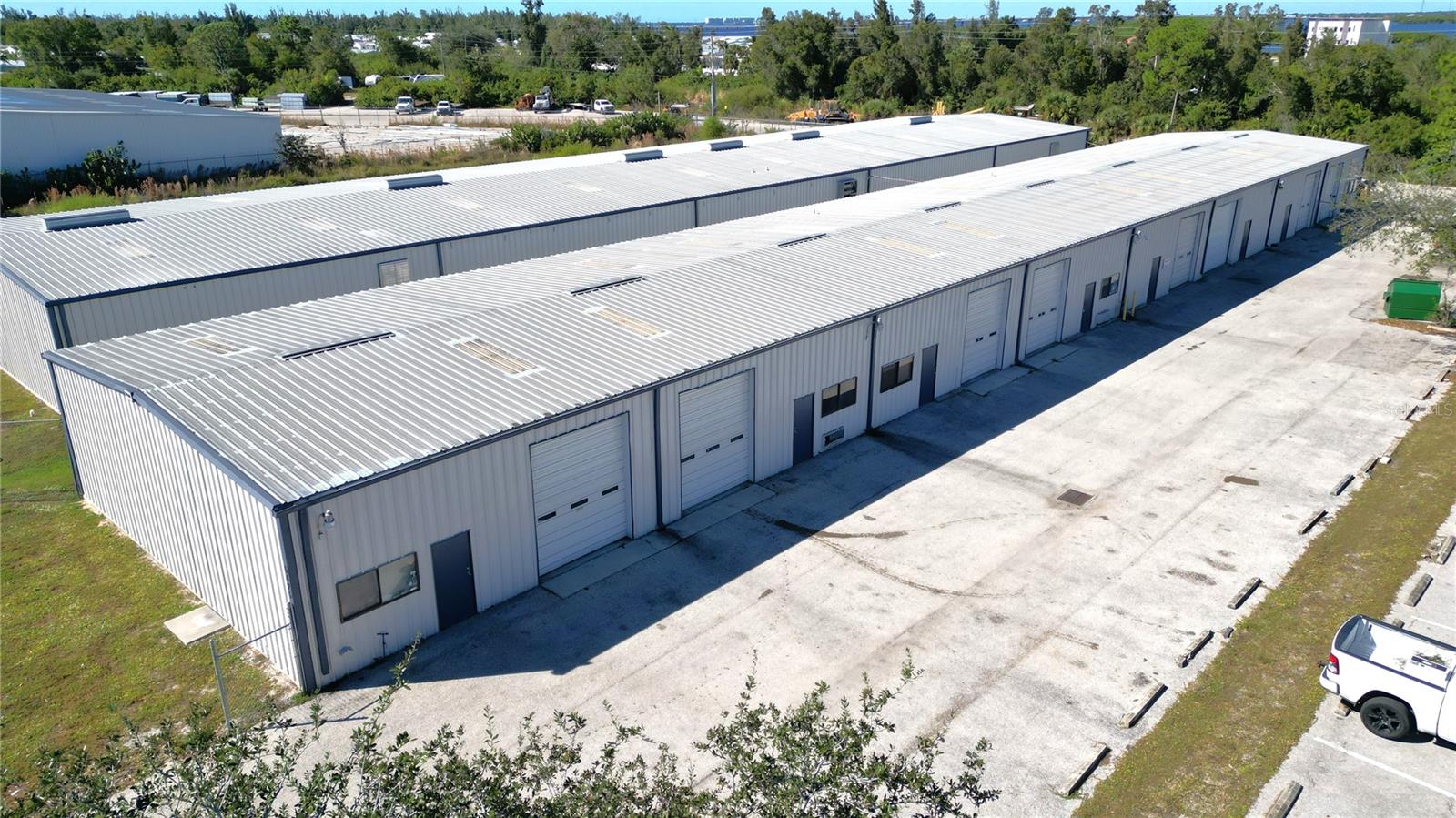 1775 INDUST PARK - Commercial Lease