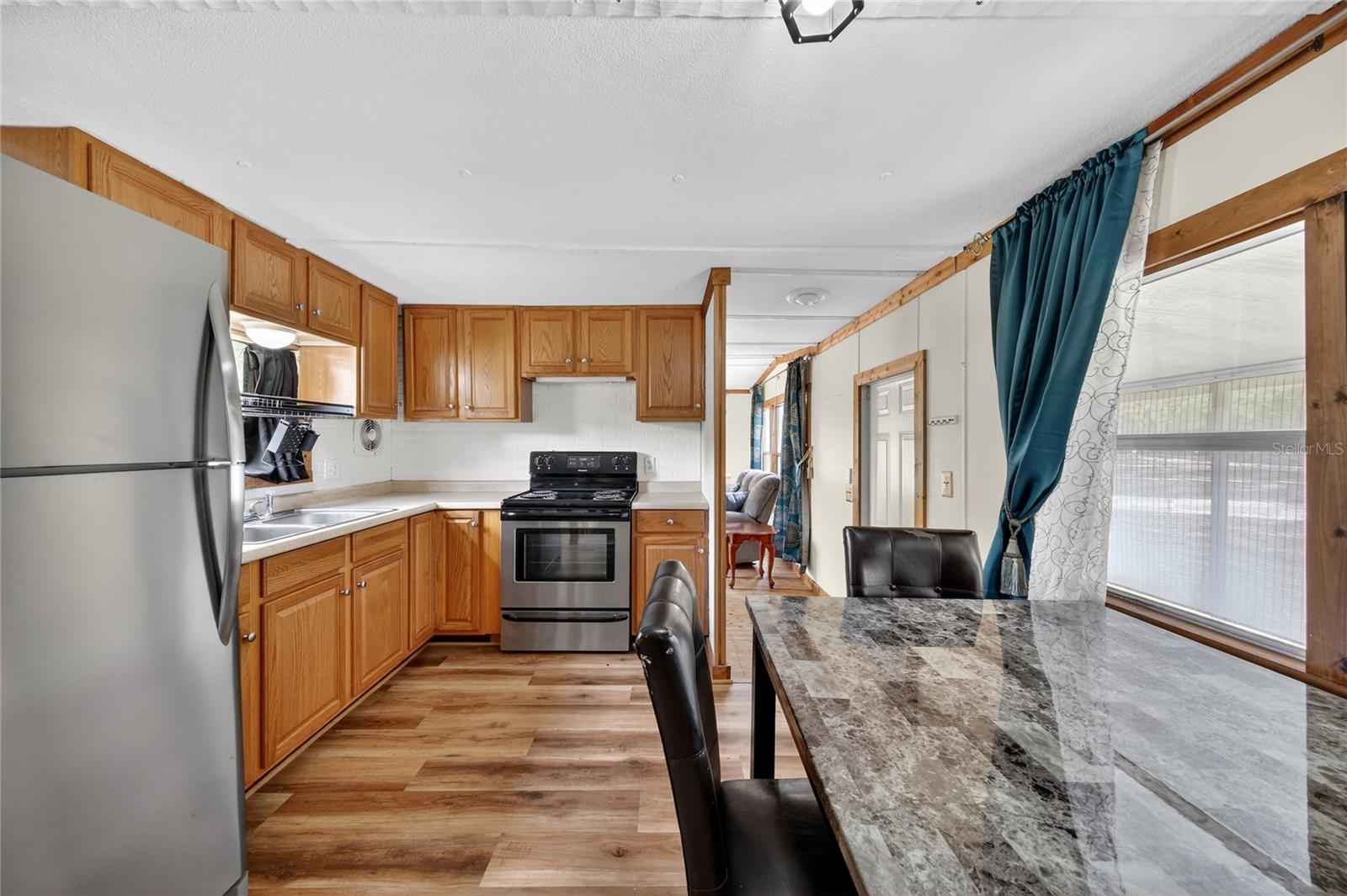 LEISURE ACRES - Residential