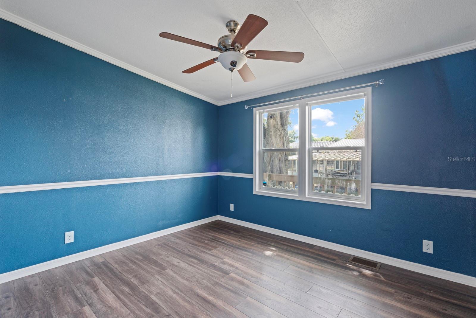 ACREAGE - Residential