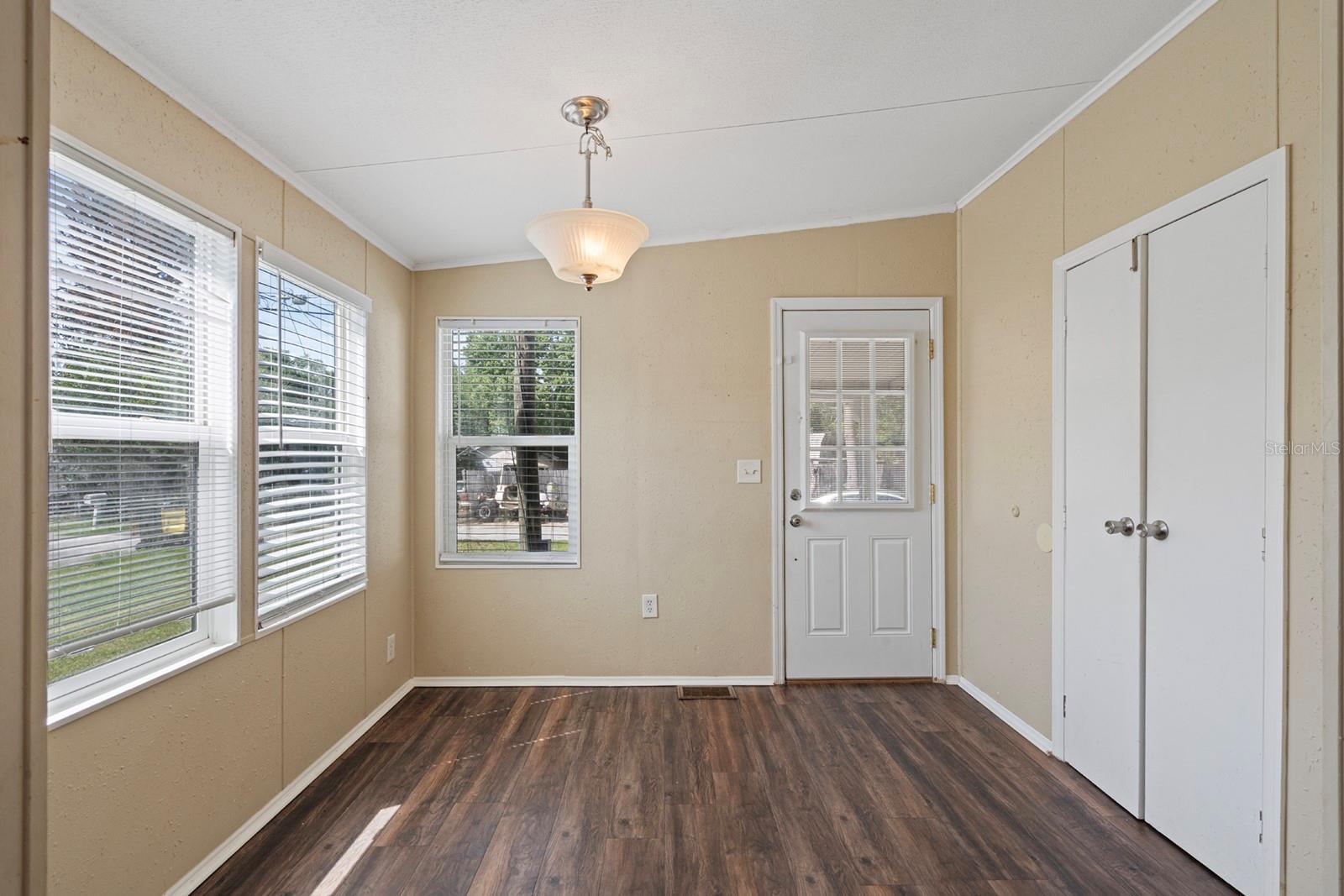 ACREAGE - Residential