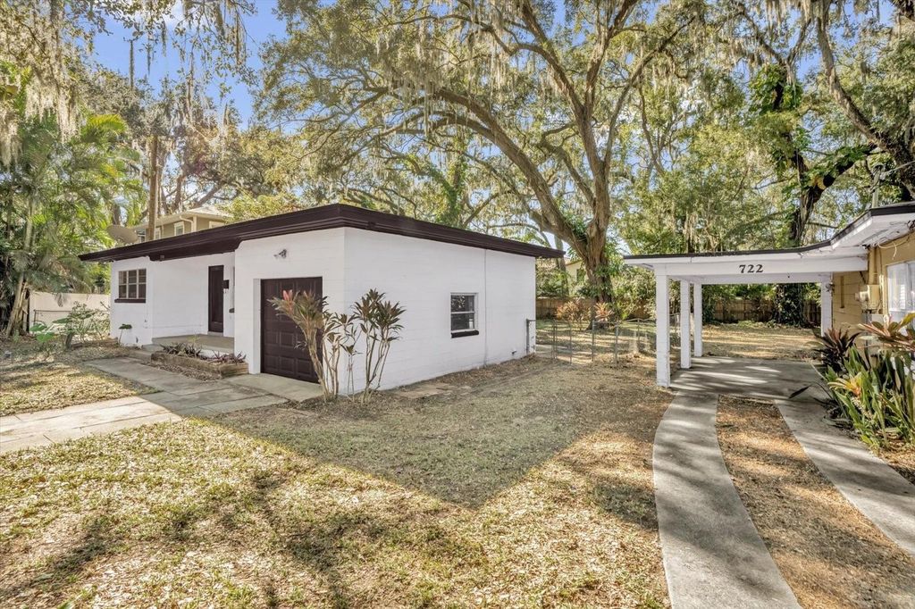 Photo of 730 S Mills Avenue, Orlando, FL 32801 (MLS # O6378030)