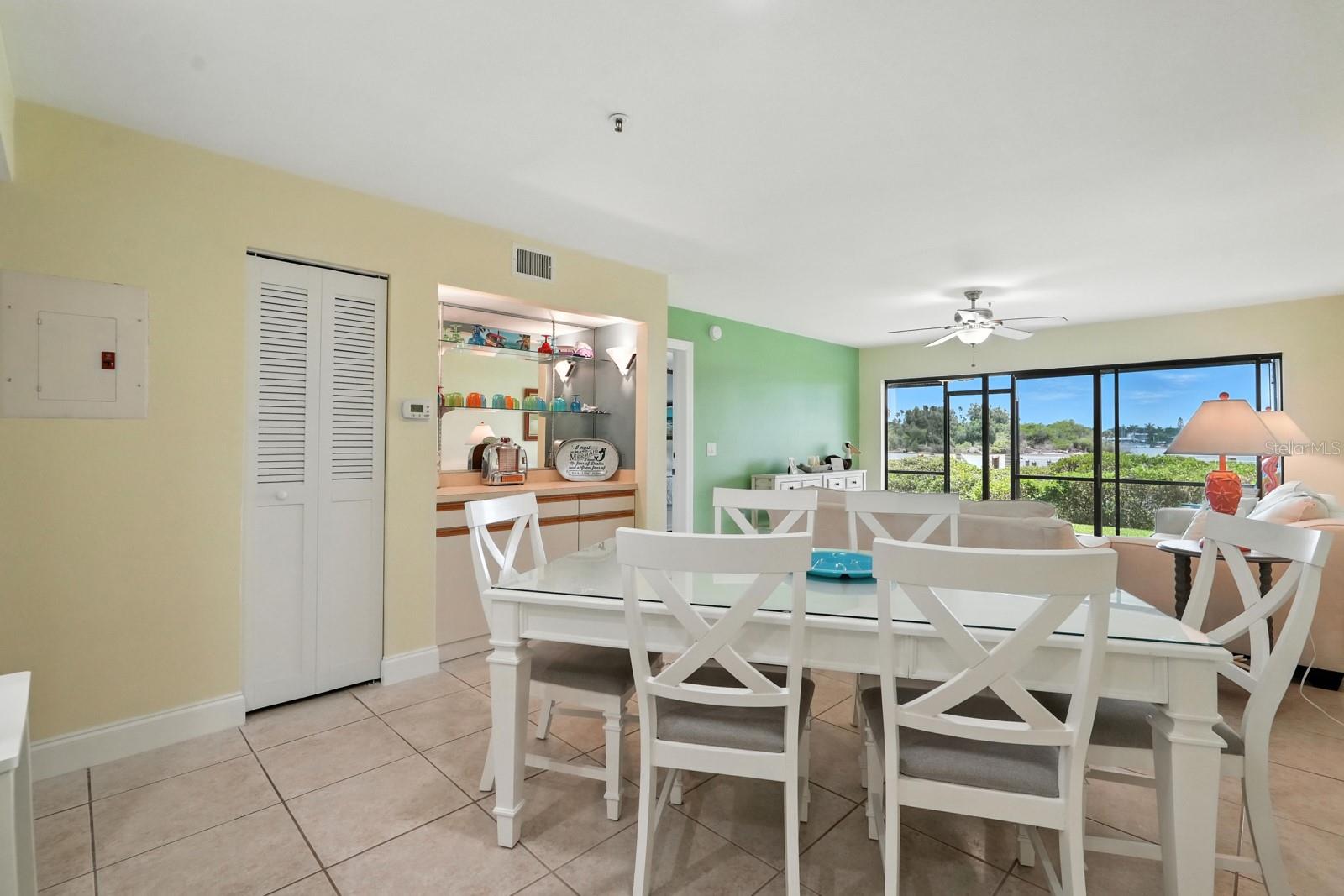 454 BOUCHELLE DRIVE 102