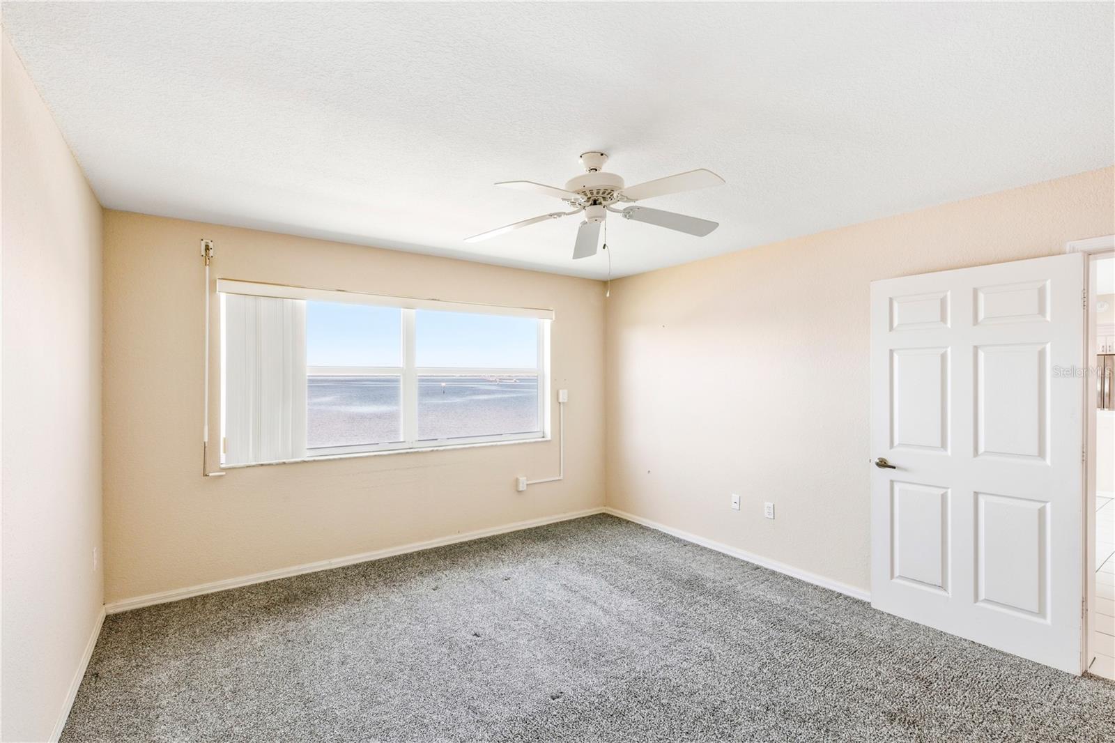 STARBOARD POINT PH 01 BLDG 03 - Residential