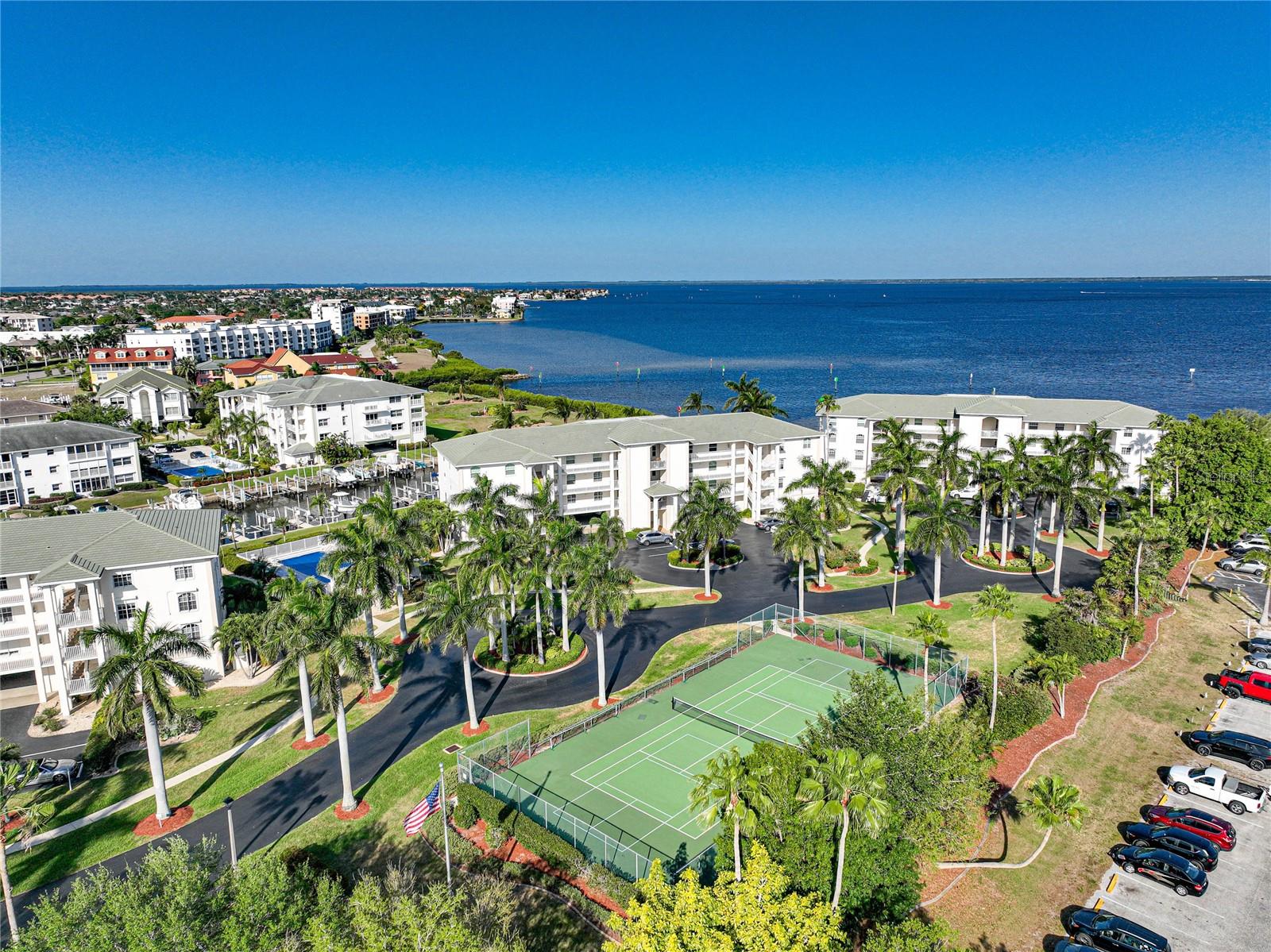 STARBOARD POINT PH 01 BLDG 03 - Residential