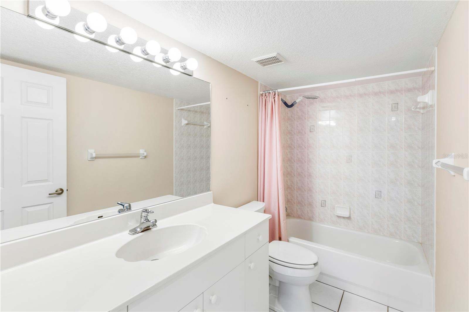 STARBOARD POINT PH 01 BLDG 03 - Residential