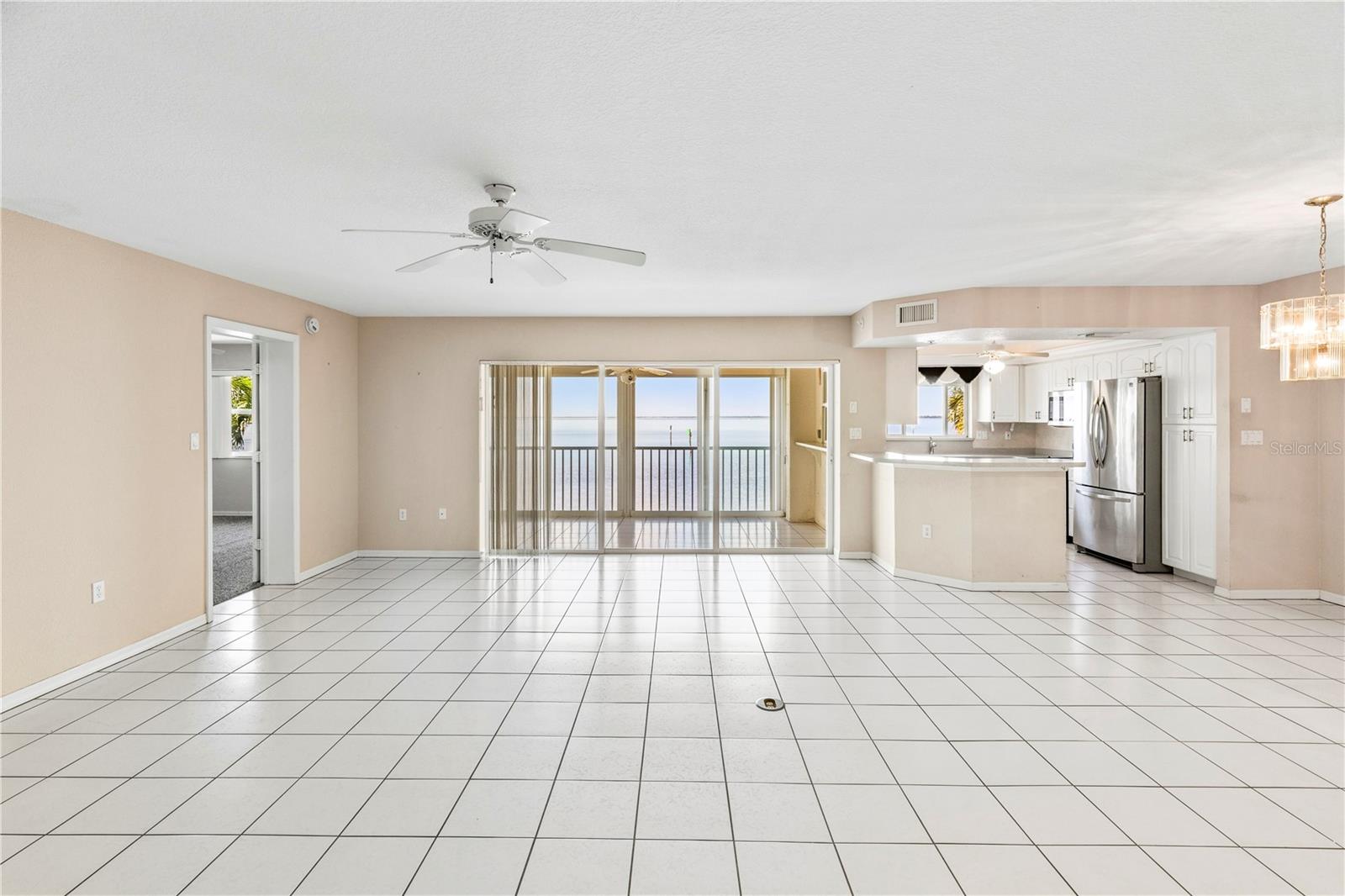 STARBOARD POINT PH 01 BLDG 03 - Residential