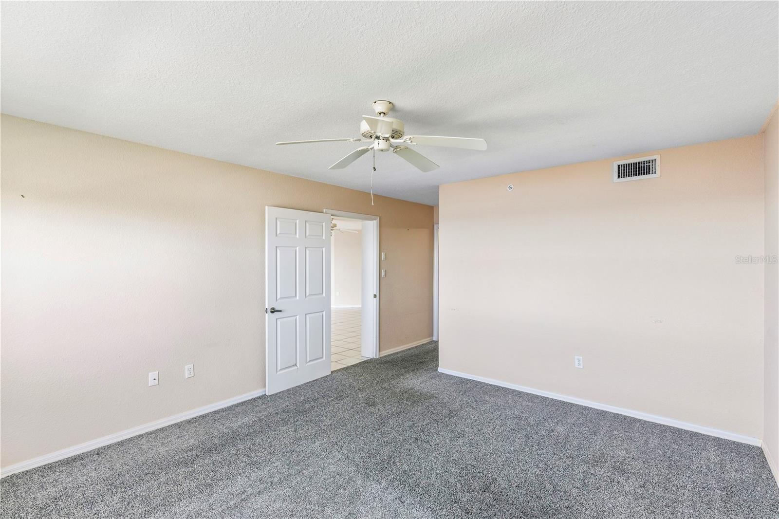 STARBOARD POINT PH 01 BLDG 03 - Residential