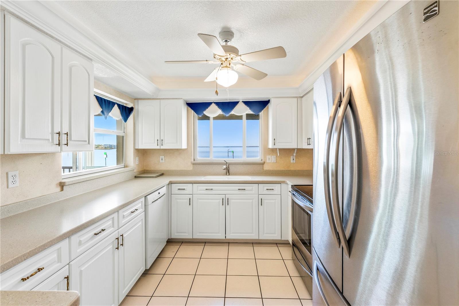 STARBOARD POINT PH 01 BLDG 03 - Residential