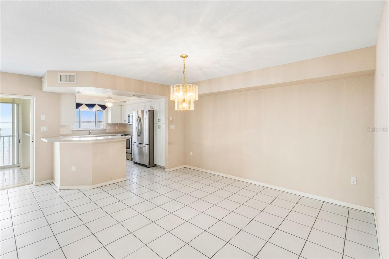 STARBOARD POINT PH 01 BLDG 03 - Residential