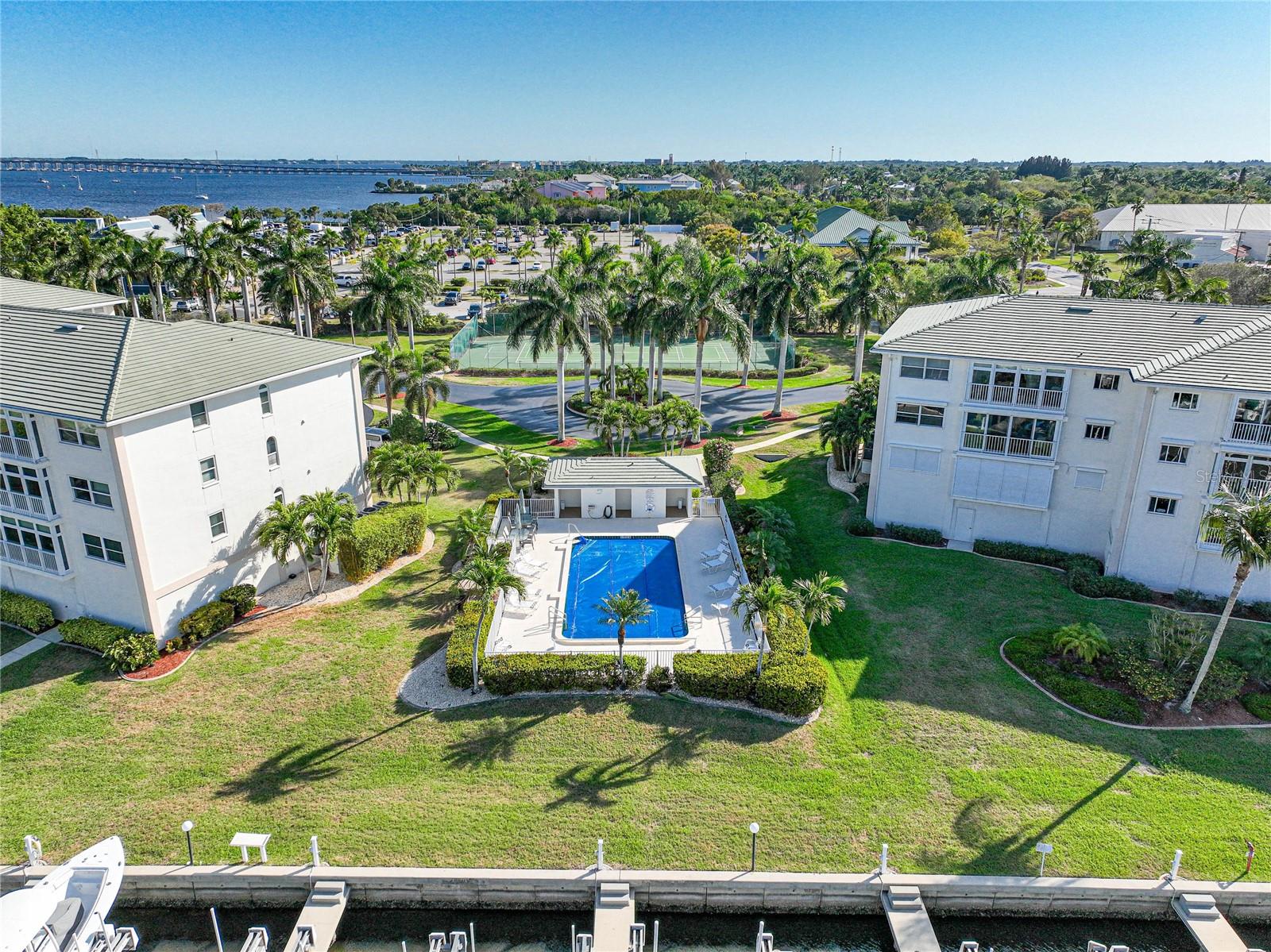 STARBOARD POINT PH 01 BLDG 03 - Residential