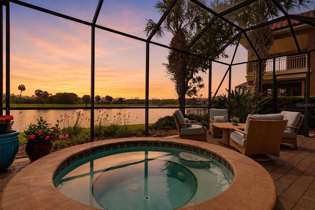 Photo of 34 Kingfisher Lane, Palm Coast, FL 32137 (MLS # FC317924)