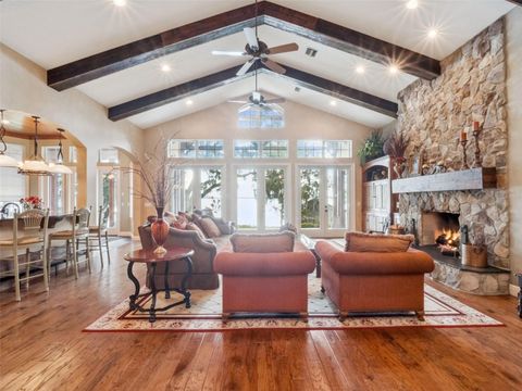 Tiny photo for 1490 Lakeshore Drive, Mount Dora, FL 32757 (MLS # O6387521)