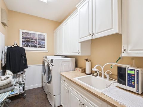 Tiny photo for 1490 Lakeshore Drive, Mount Dora, FL 32757 (MLS # O6387521)