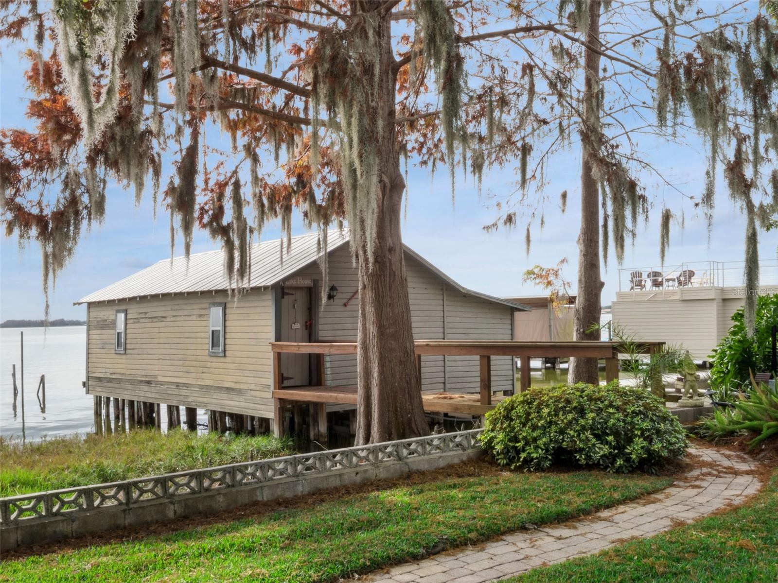 MOUNT DORA CHAUTAUQUA PARK - Residential