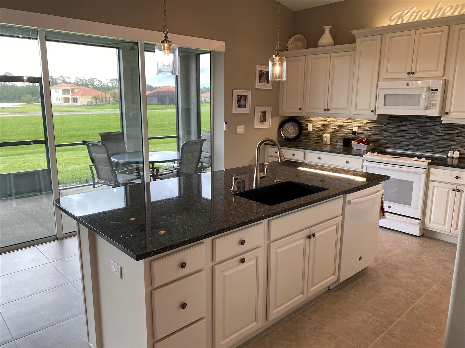 Portofino Gardens Ph 1 - Residential