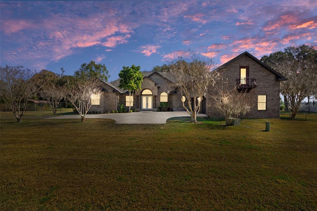 Photo of 4300 Timberlane Road, Lake Wales, FL 33898 (MLS # TB8466414)