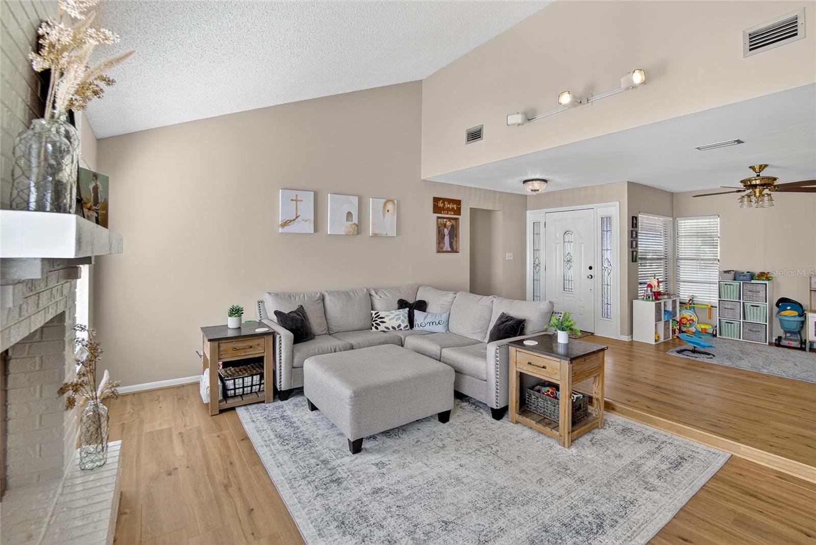 WALDEN LAKE SUB UN 1 - Residential