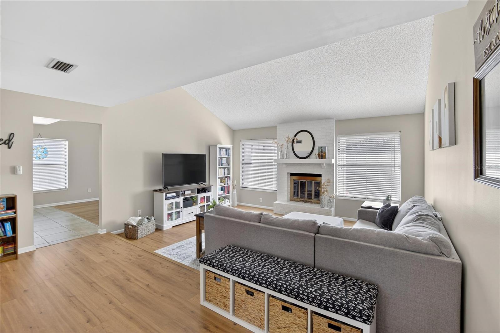 WALDEN LAKE SUB UN 1 - Residential