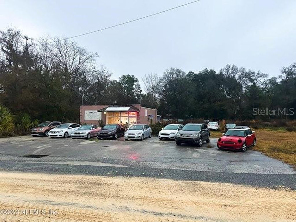 Photo of 1086 N Highway 17, Palatka, FL 32177 (MLS # FC313549)