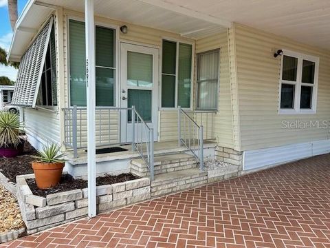 5691 BEGONIA ROAD VENICE FL 34293