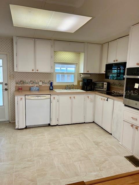 JAPANESE GARDENS MHP - Residential