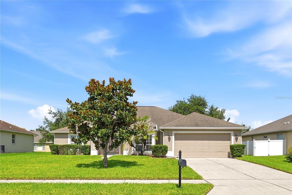 Photo of 1142 Dunbrooke Street, Winter Garden, FL 34787 (MLS # O6417527)