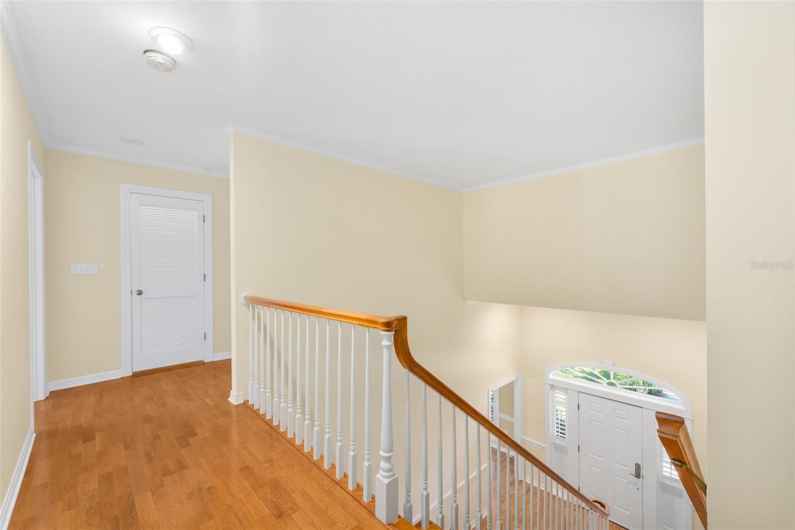 COUNTRY CLUB MANOR - Residential