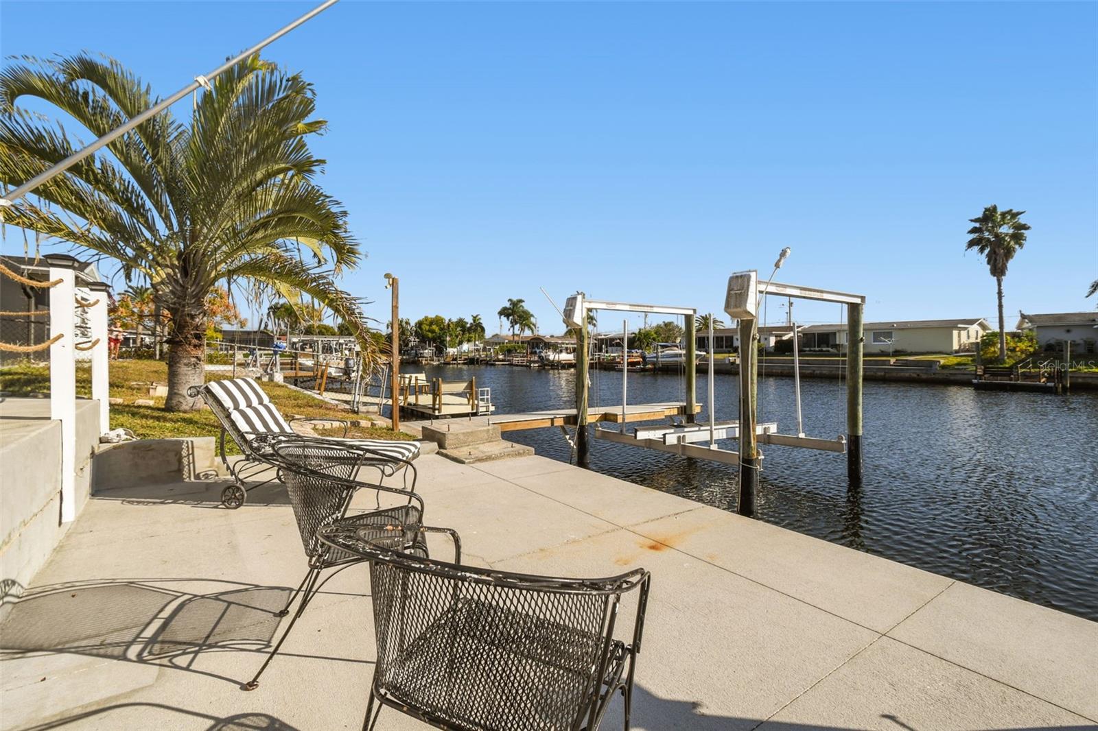 LEISURE BEACH - Residential