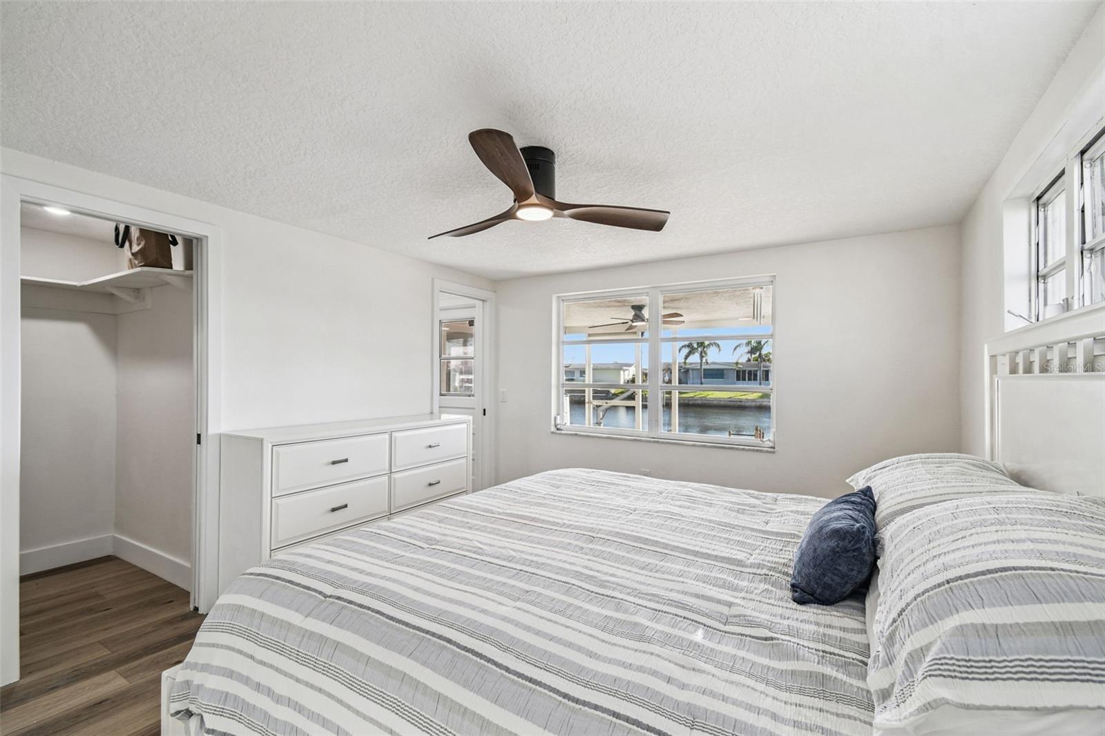 LEISURE BEACH - Residential