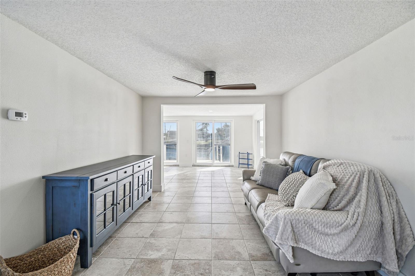 LEISURE BEACH - Residential