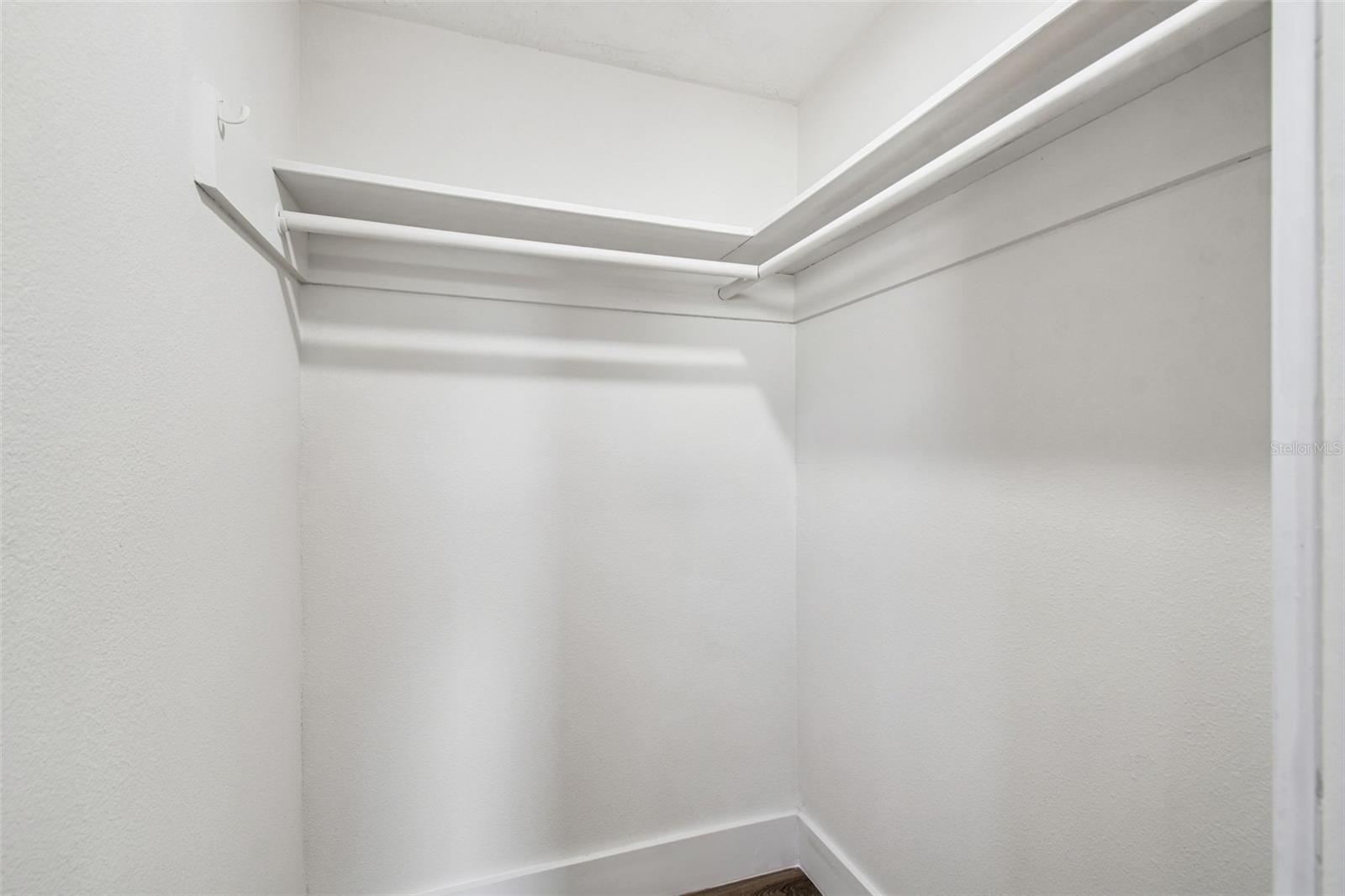 LEISURE BEACH - Residential